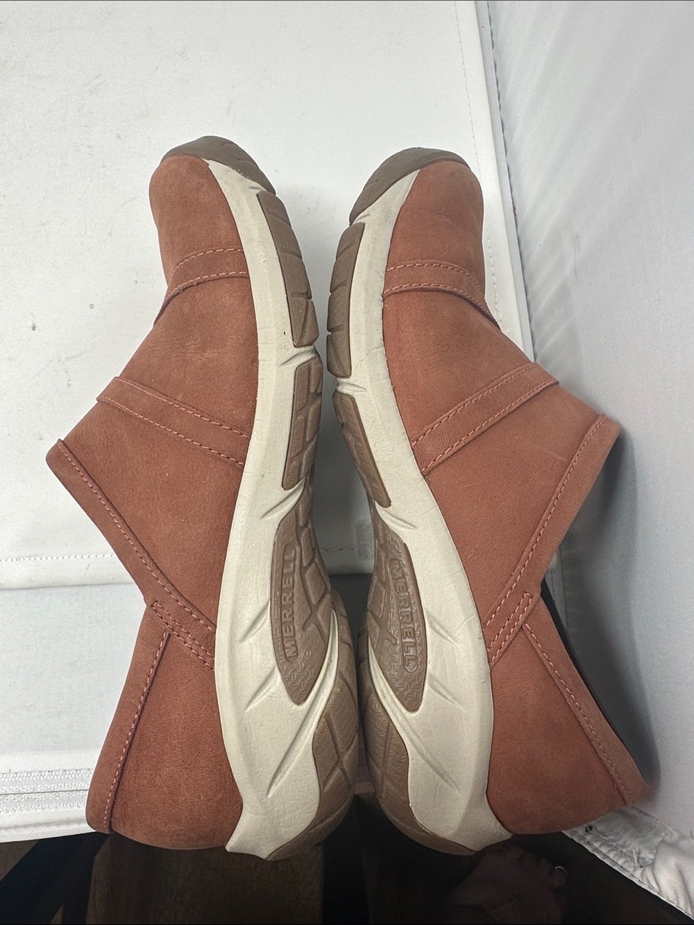 Merrell. Size 6.5 - Picture 4 of 7